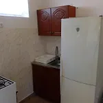 Abádi Karmazsin Ház Casa de Férias