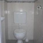 Abádi Karmazsin Ház Casa de Férias *