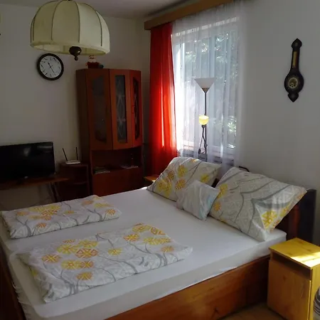 Holiday home Abadi Karmazsin Haz